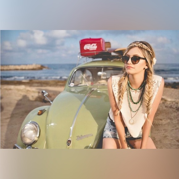 Meet your Posher! - Picture 9 of 13